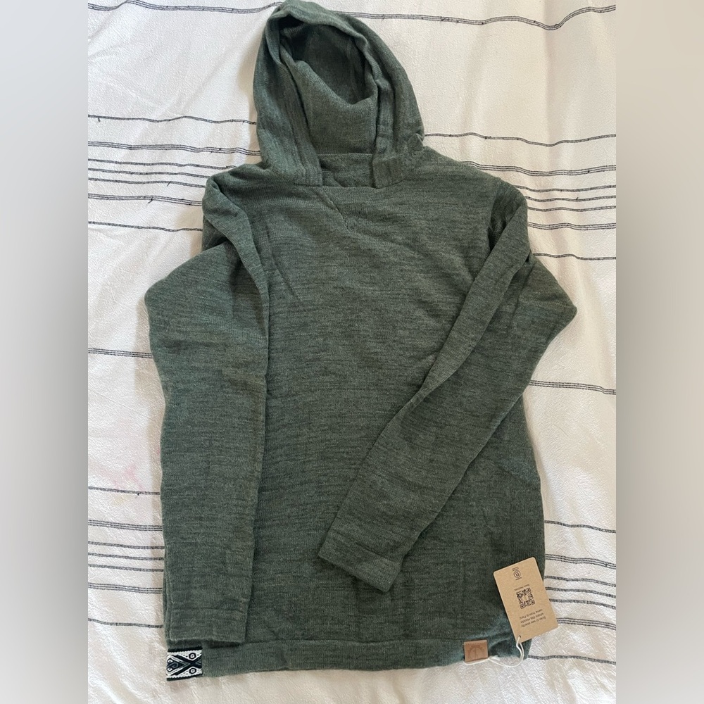 NWT Paka Apparel handmade hoodie sweater in eucalyptus